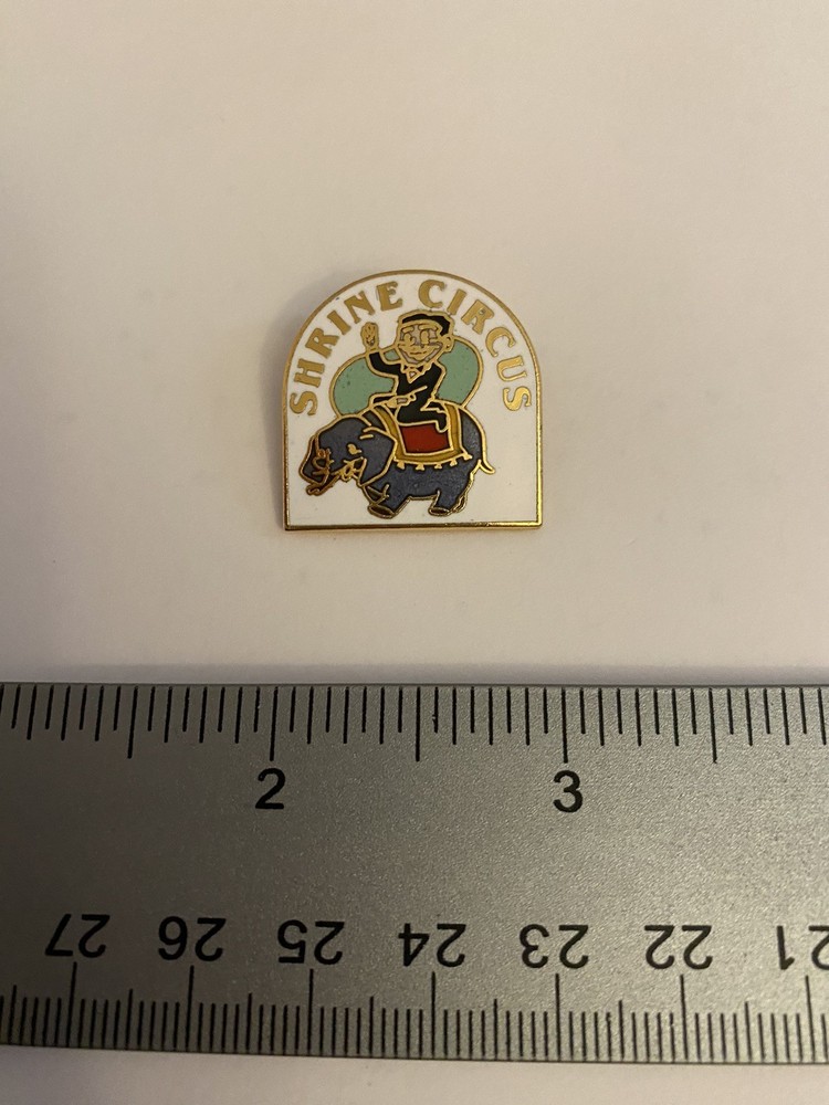 Shrine Circus Lapel Pin P182