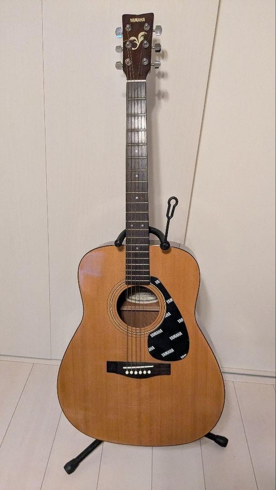 YAMAHA acoustic guitar FG-402 Musical Instruments