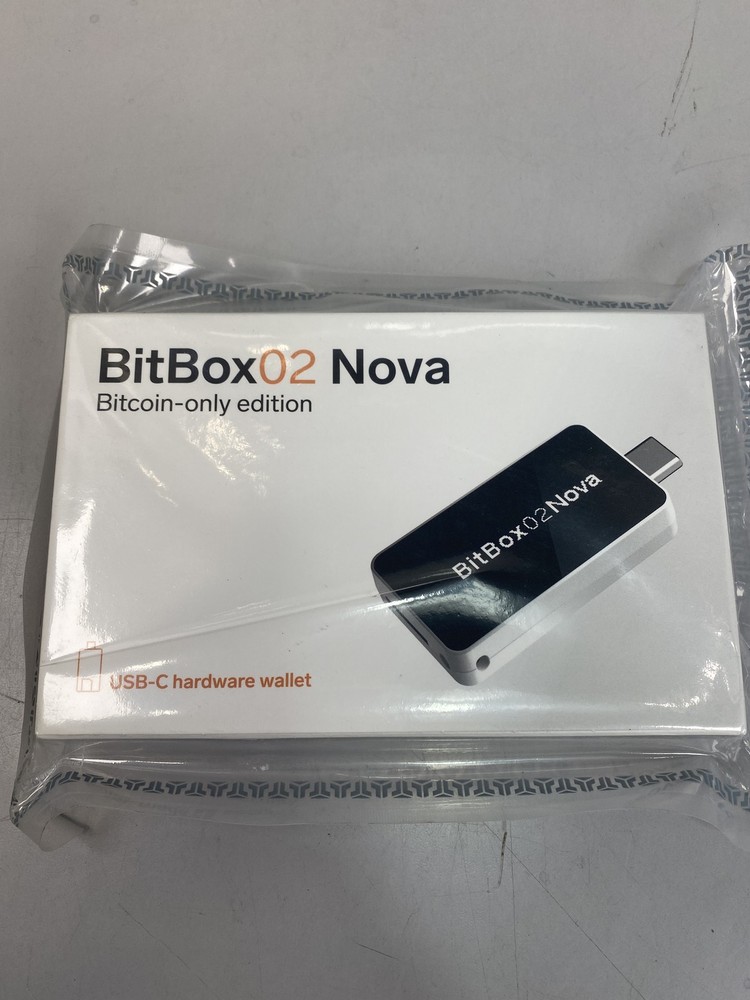 Bitbox - Bitbox02 Nova Bitcoing-only Edition Wallet - Polar White