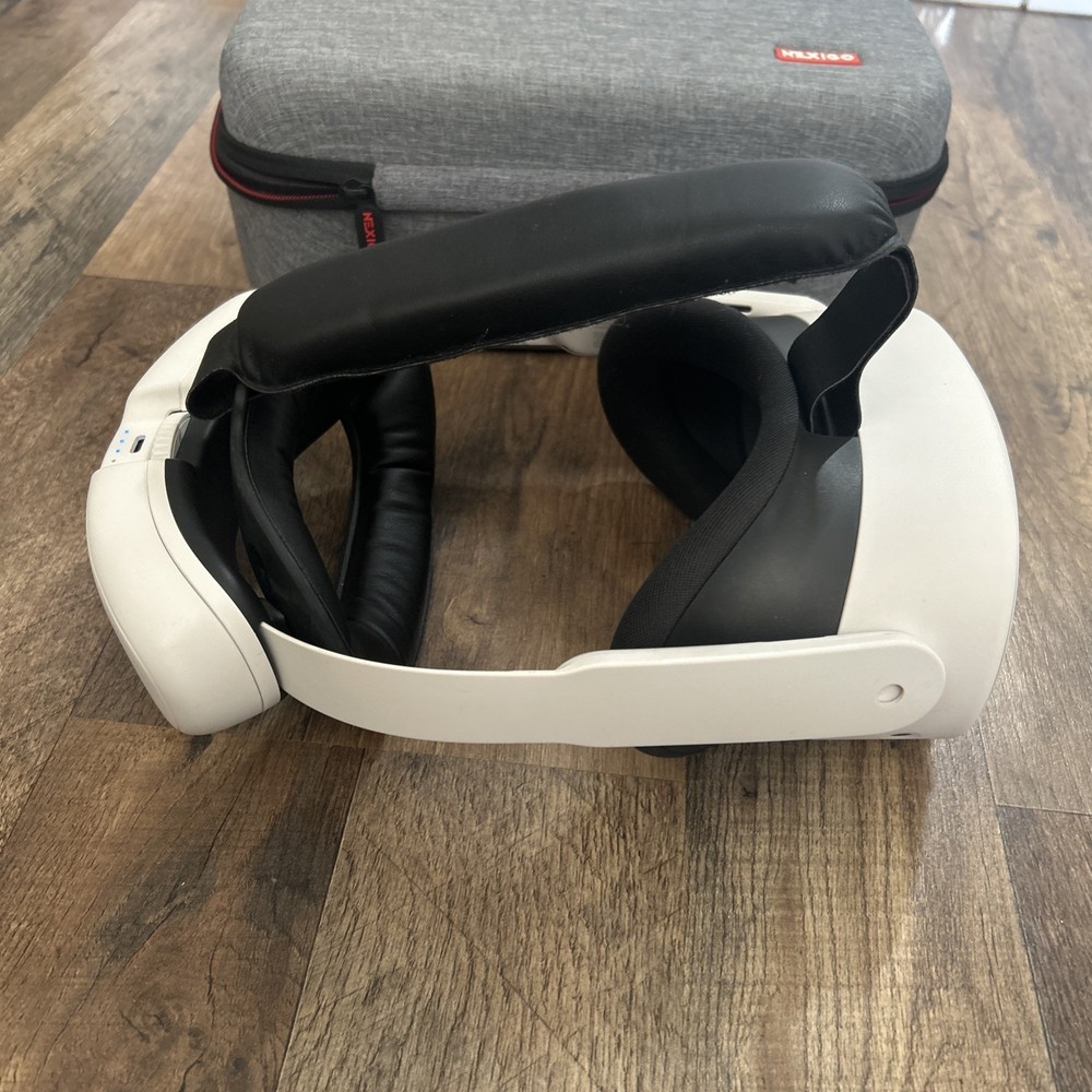 Meta Oculus Quest 3S - 128GB Headset ONLY - Pixel READ