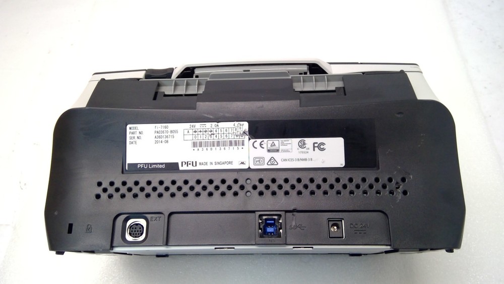 Fujitsu FI-7160 Professional Desktop Color Duplex Document Scanner