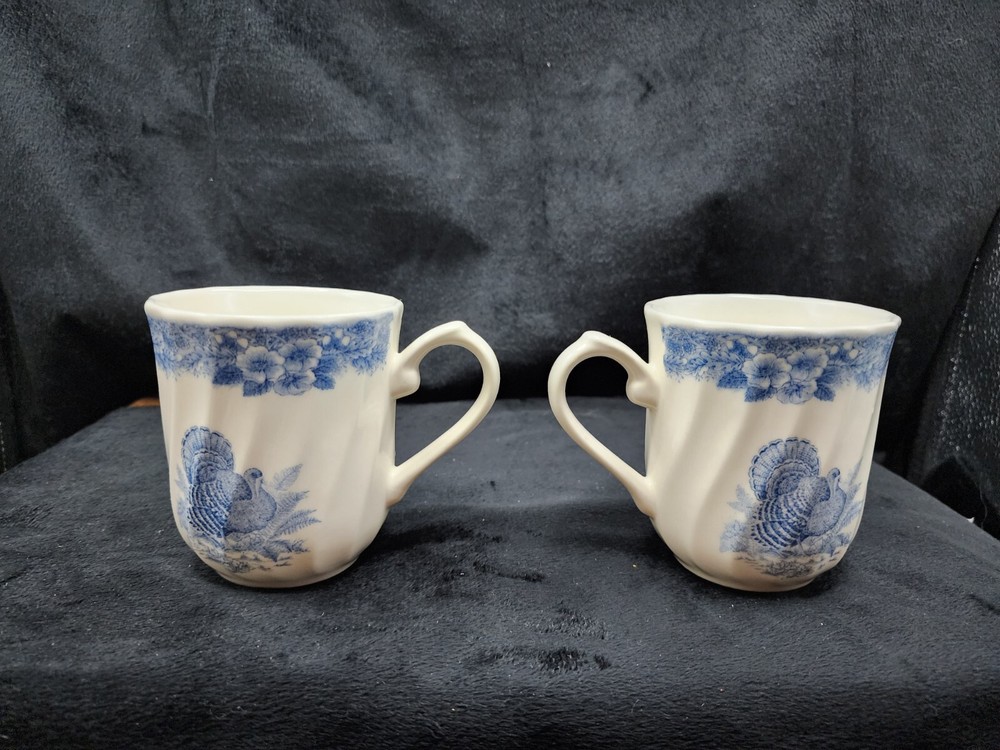 Queens Thanksgiving Blue Mugs Set of 2