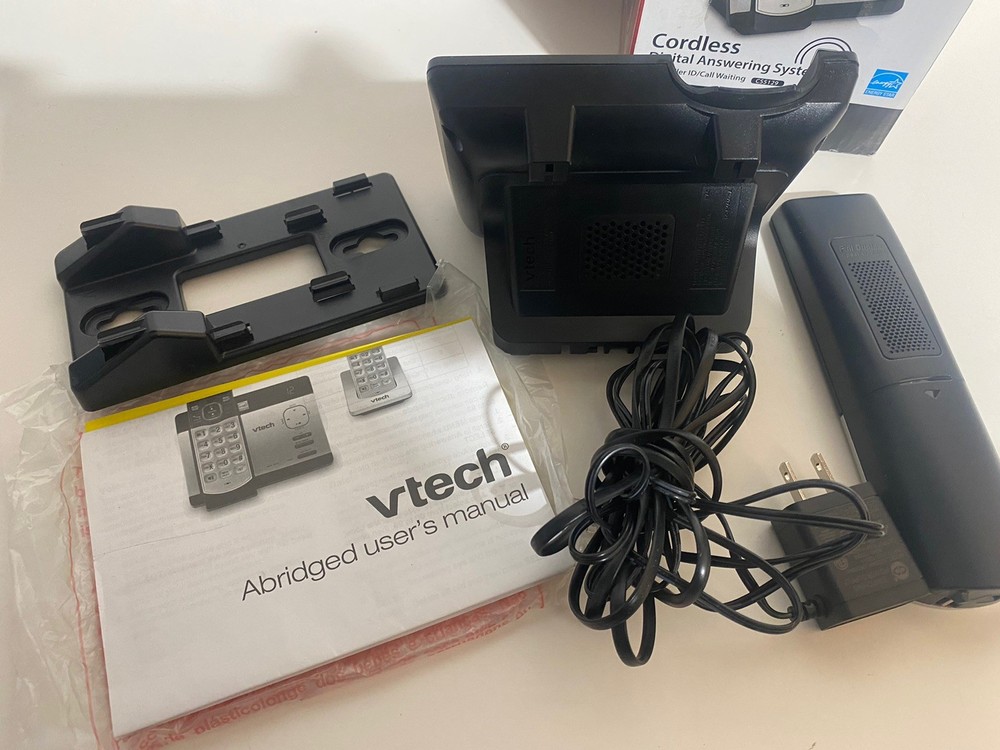 VTECH Cordless Digital Answering System Phone CS5129 NOB