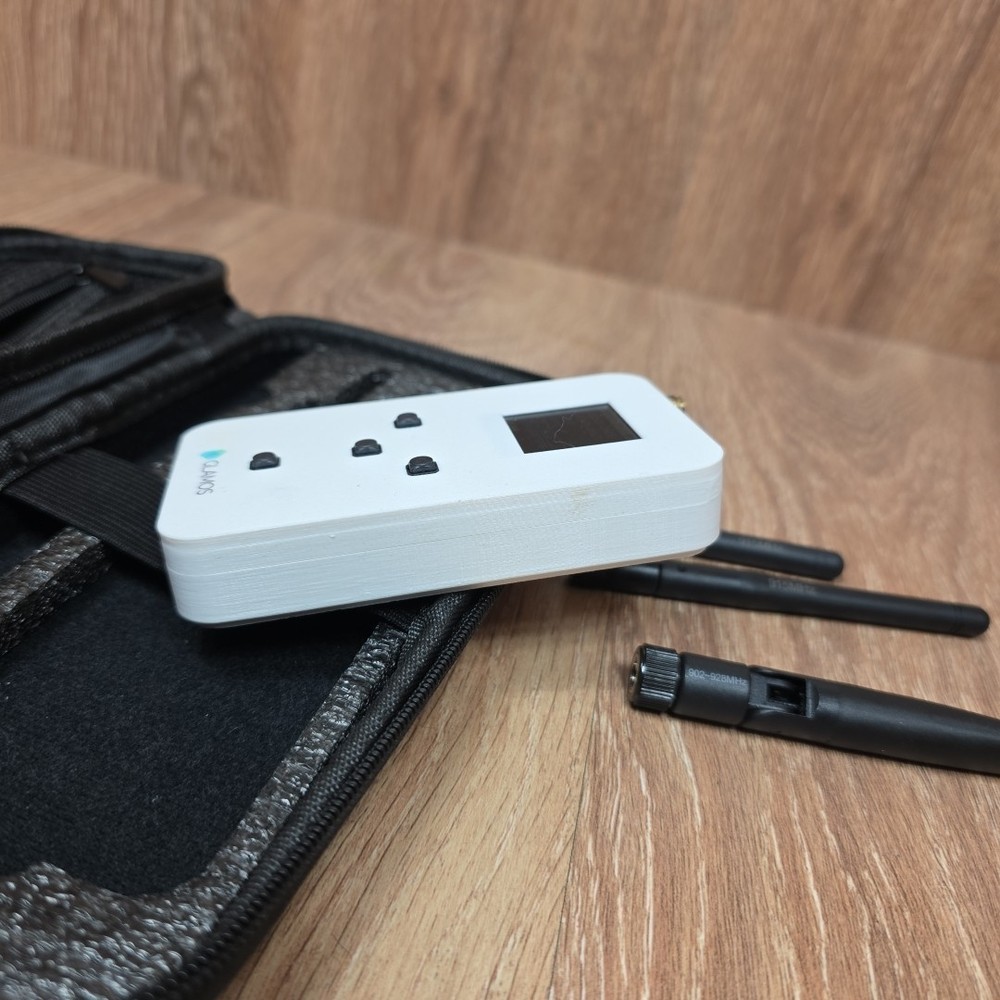 GLAMOS Walker HNT LoraWAN IoT Helium Advanced Testing Tool