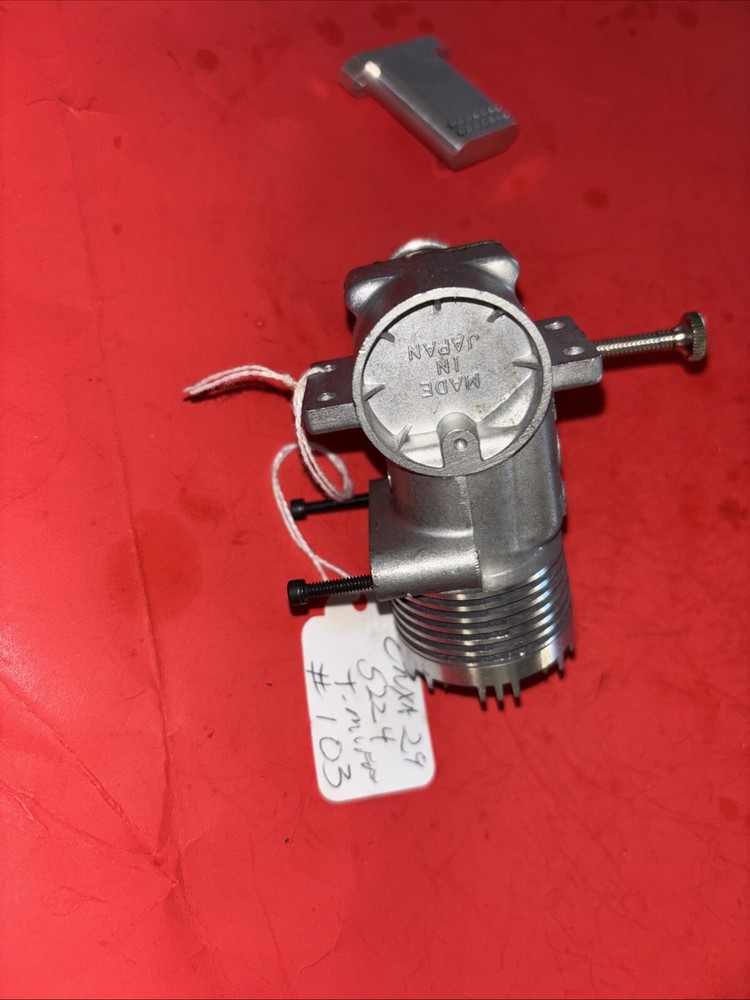 ENYA 29 5224 STUNT ENGINE & T-MUFFLER COMPLETE NICE #103