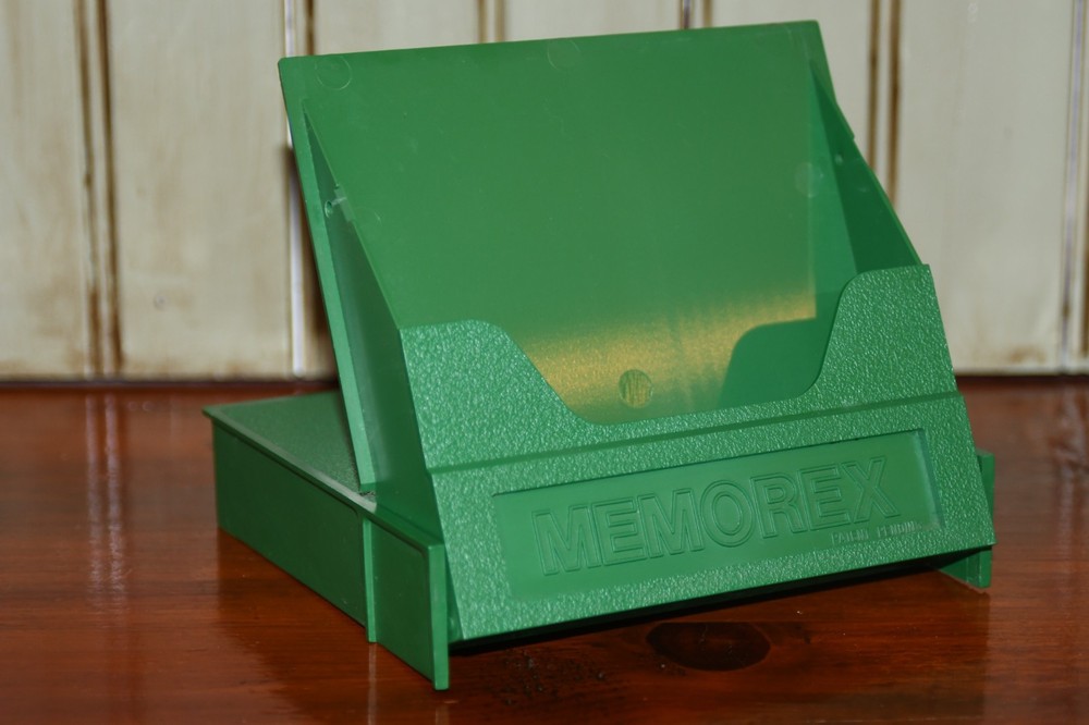 Vintage MEMOREX 5.25 Floppy Disk Computer Software Storage Box Case Green