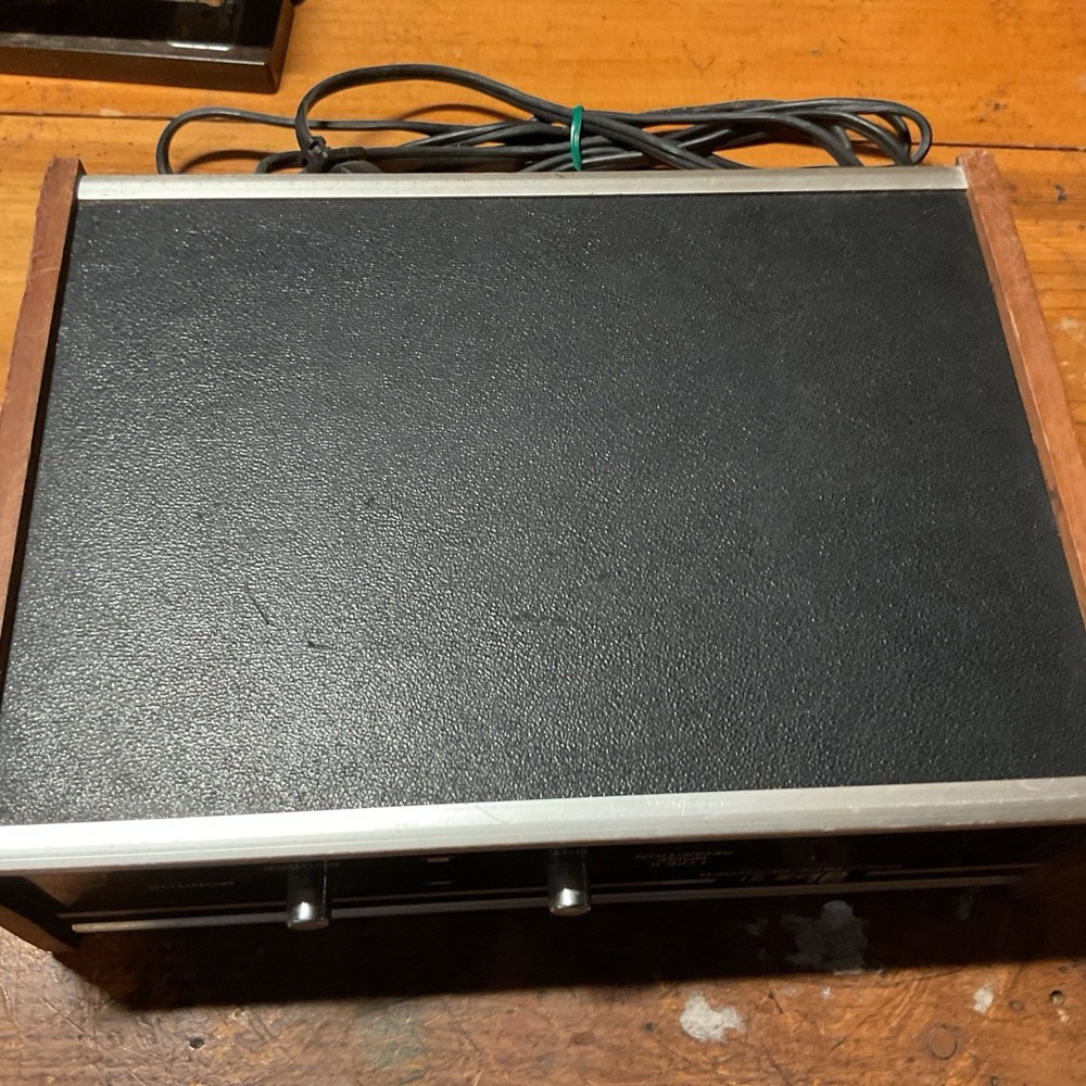 DBX 21 Disc Tape Decoder Noise Reduction Model 21 USA Made