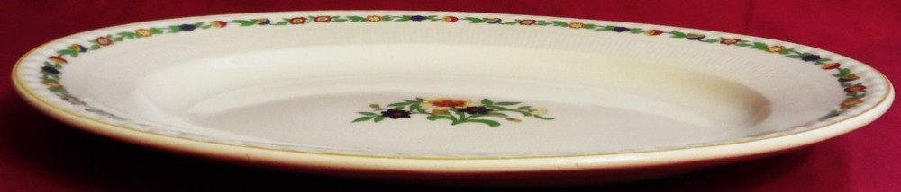 ATQ MYOTT, SON & CO GREEN LEAF PATTERN #1791 OVAL SERVING PLATTER