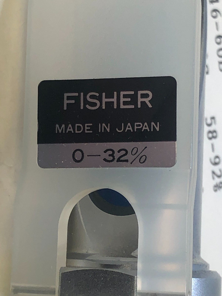 FISHER SCIENTIFIC 13-946-60A HAND REFRACTOMETER BRIX 0-32% NEW