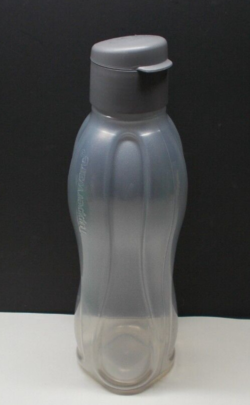 Tupperware 9153A Eco Water Bottle 34 Oz. Grey