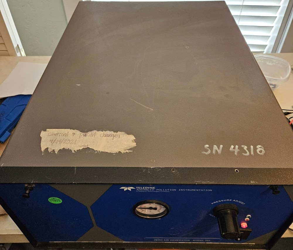 Teledyne 701 - Zero Air Generator