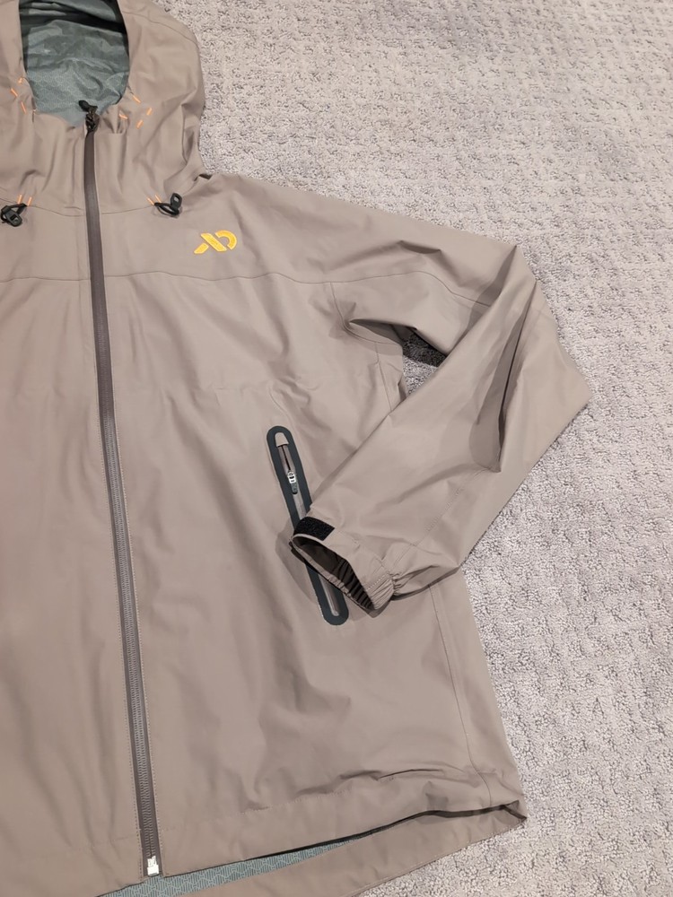 First Lite Vapor Stormlight Rain Jacket Medium Walnut See Description