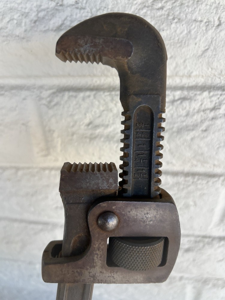 814 PROTO 14” Pipe Wrench - WORKING