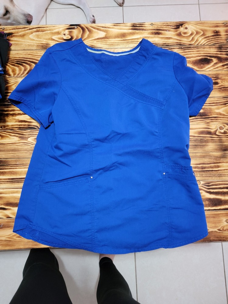 scrub sets women