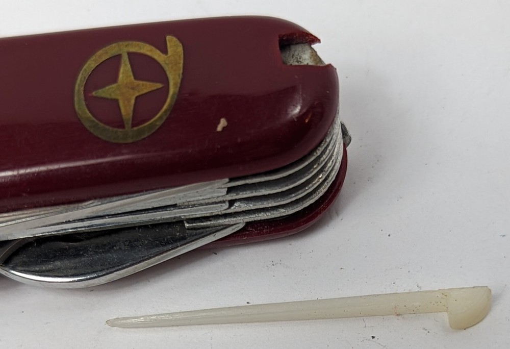 Burgundy Acrylic Handle Stainless Steel Multi-Purpose Tool – 13 Tools