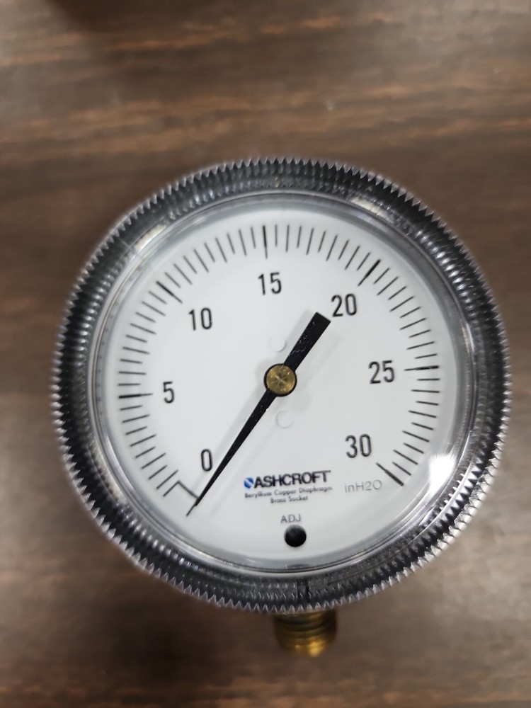 Ashcroft Low Pressure Gauge 25-1490-A0-2L-301W
