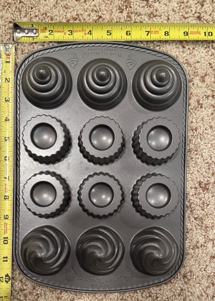 Nordic Ware Filled Cupcake Pan (3 Cups)