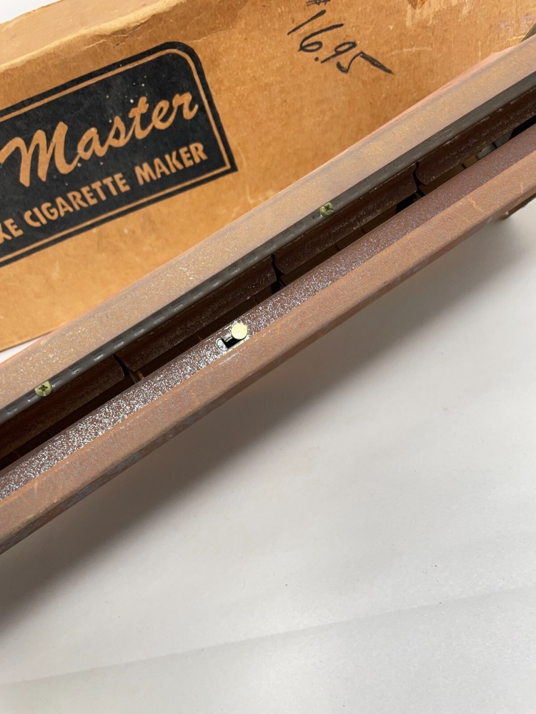 Vintage1950s V MASTER Cigarette Maker W/Original Box Unique Cigarette Roller