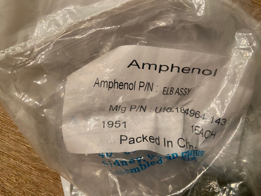 Amphenol Industrial PT08E14-19S-SR Connector