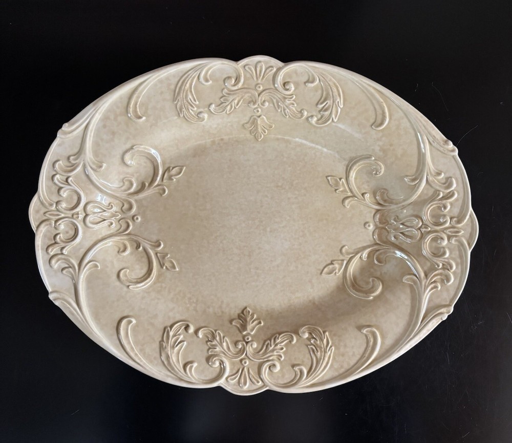 Daniel Cremieux Provence Beige Stoneware 16” Oval Platter EXCELLENT