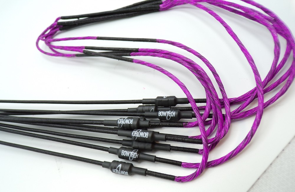 Bowtech Carbon Rose - OEM bowstrings with speed nocs