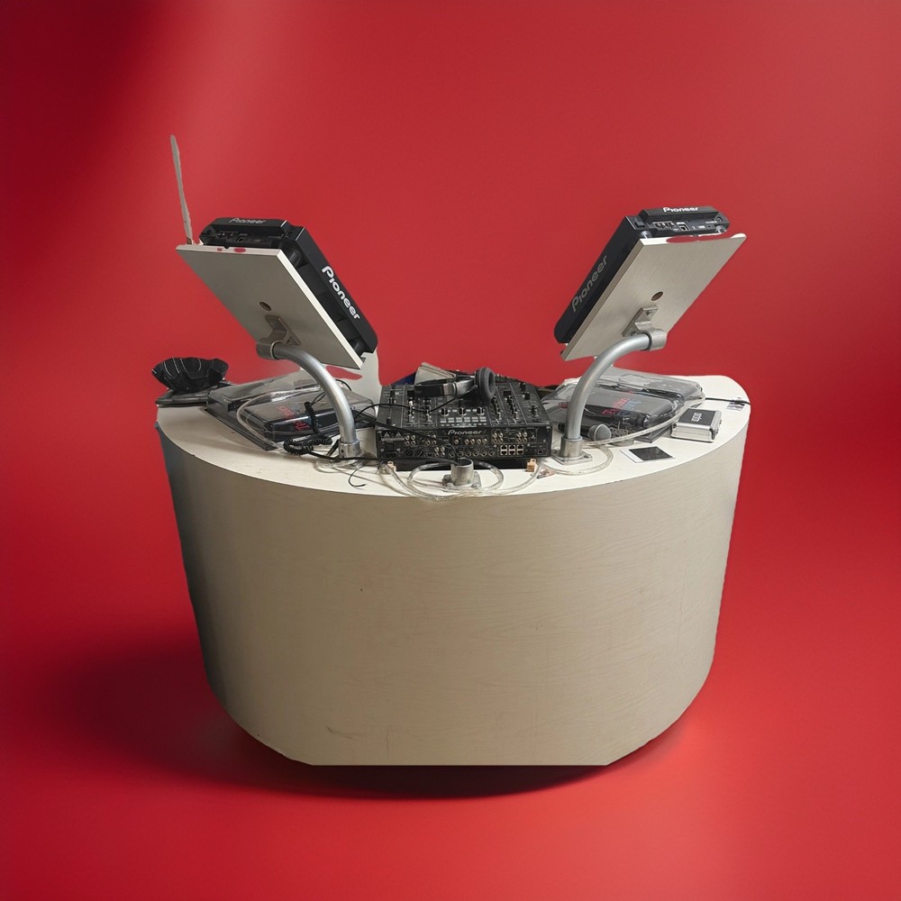 DJC-03 California dj booth