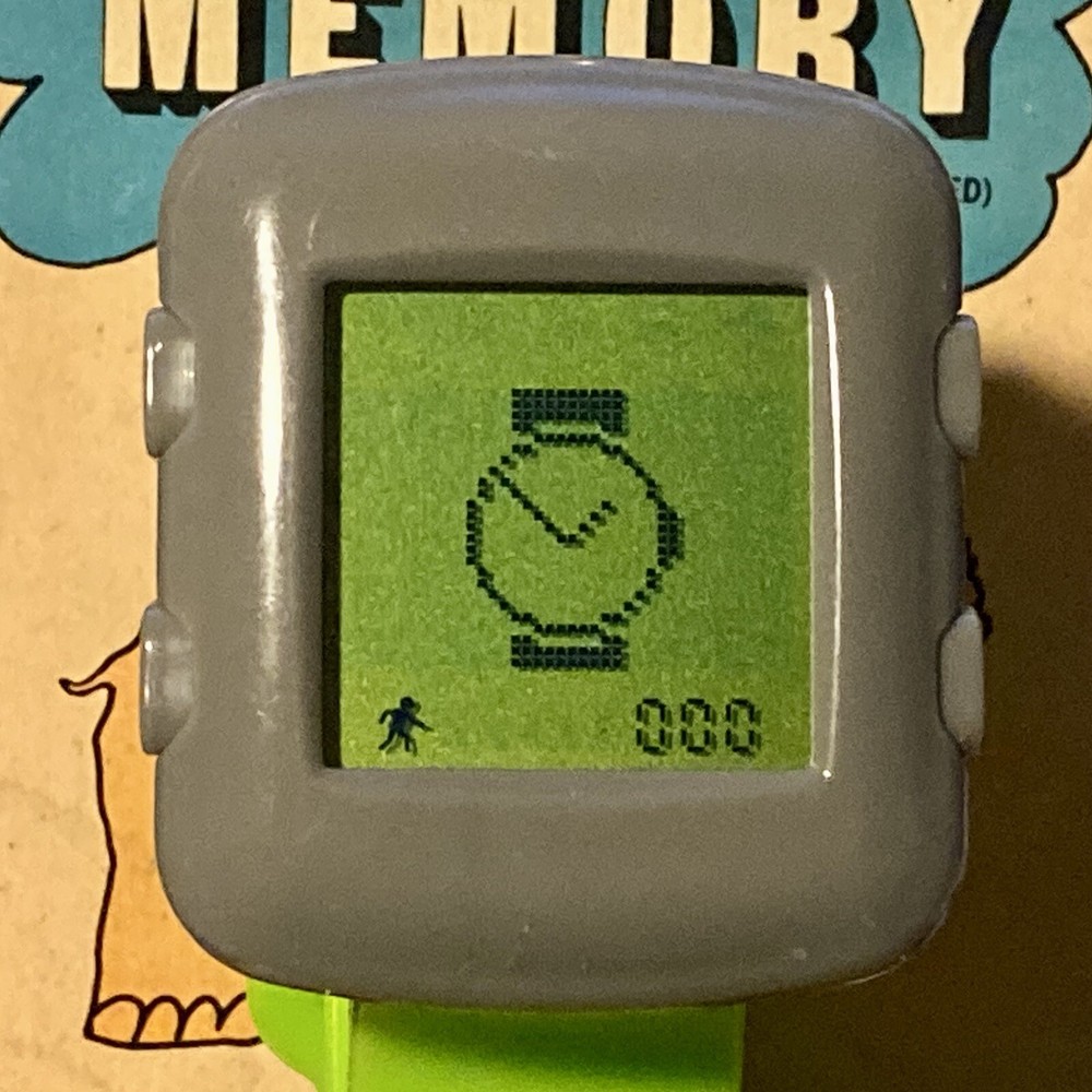 Scholastic Activity Tracker w Virtual Pet Make Fitness Fun NOS Tested Works