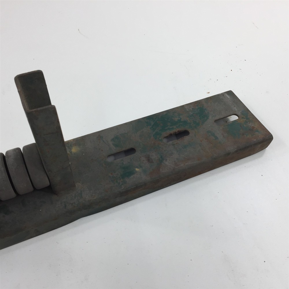 (1) Greenlee 2018-R Radius Cable Roller 21"