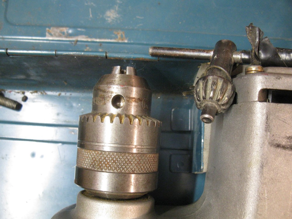 Makita DA4511 Right Angle Drill