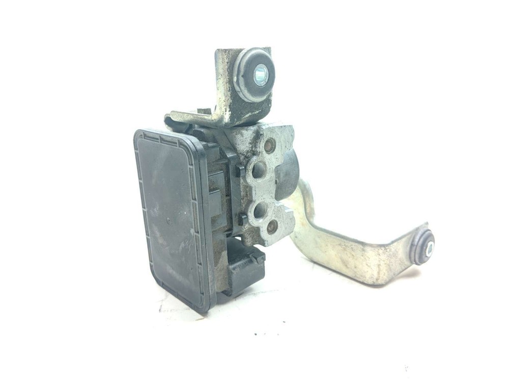 18 Suzuki Katana GSX-S750 ABS System Pump