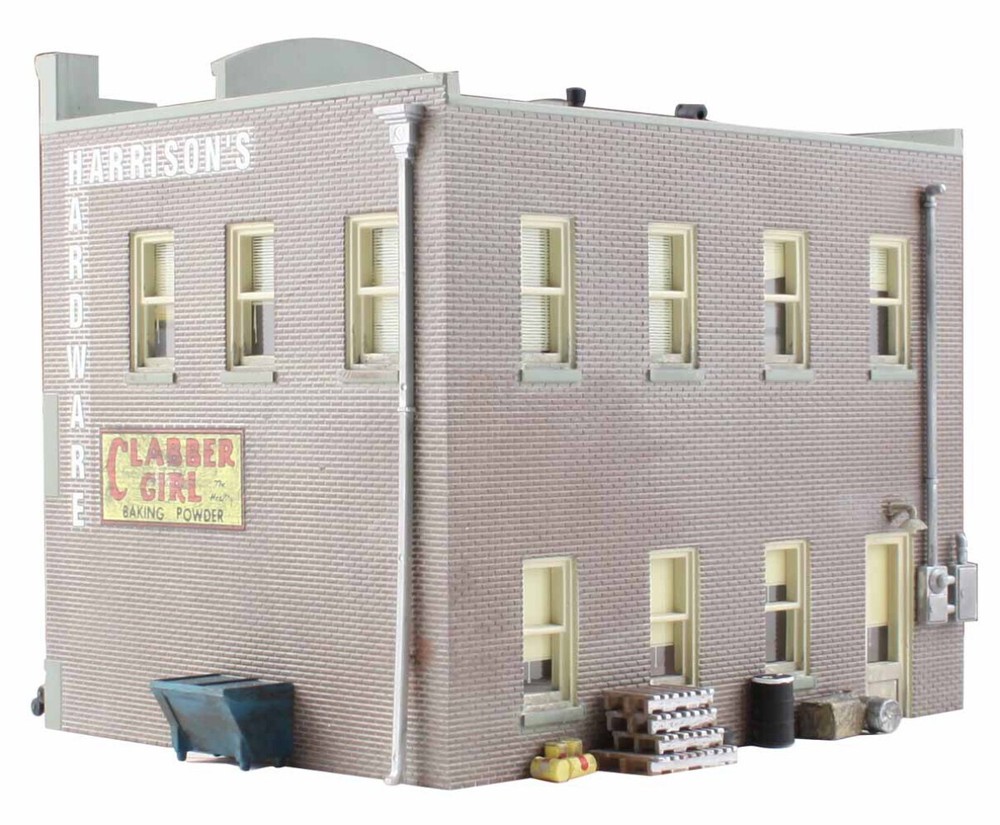 New Woodland N Structure Built-&-Ready Harrison's Hardware BR4921