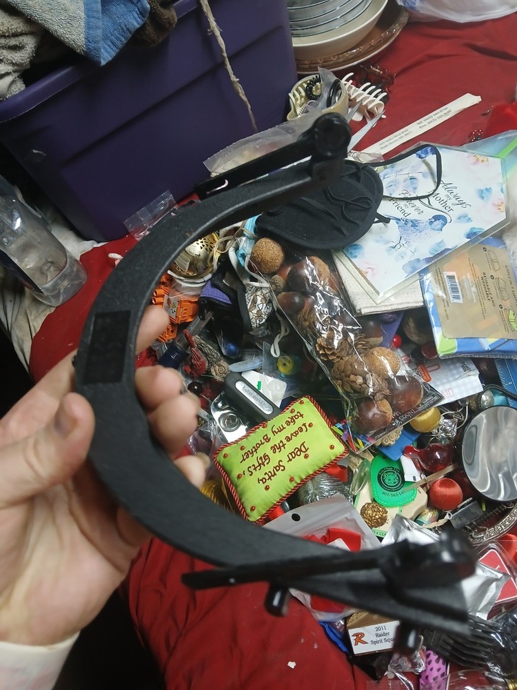 Portwest PS58 Hard Hat Visor Holder.