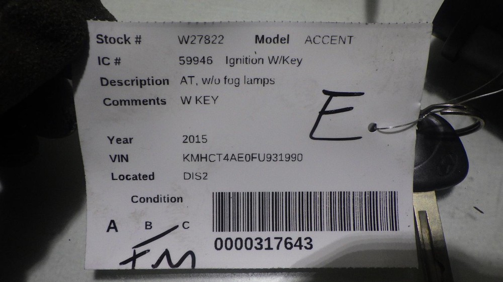 15 HYUNDAI ACCENT Ignition W/Key