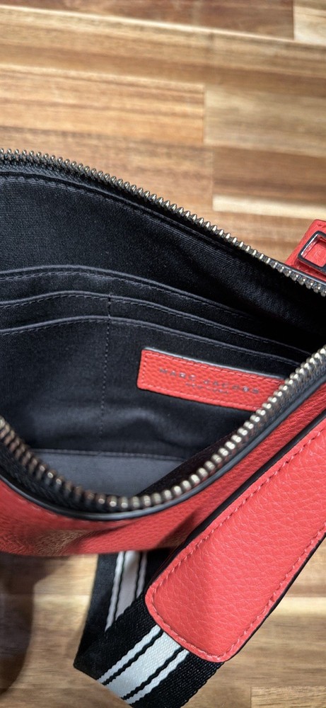 Marc Jacobs Leather Crossbody Handbag