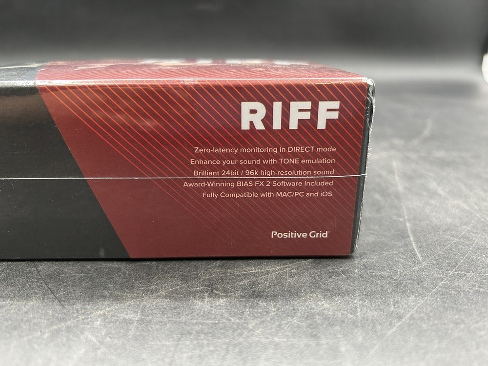 Positive Grid RIFF Black Guitar Interface - New with Free Shipping