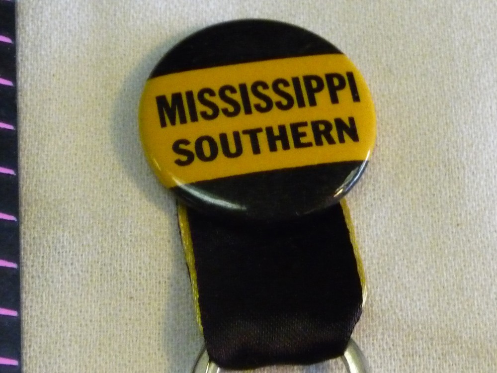 Pin Back Mississippi Southern Button & Key Chain