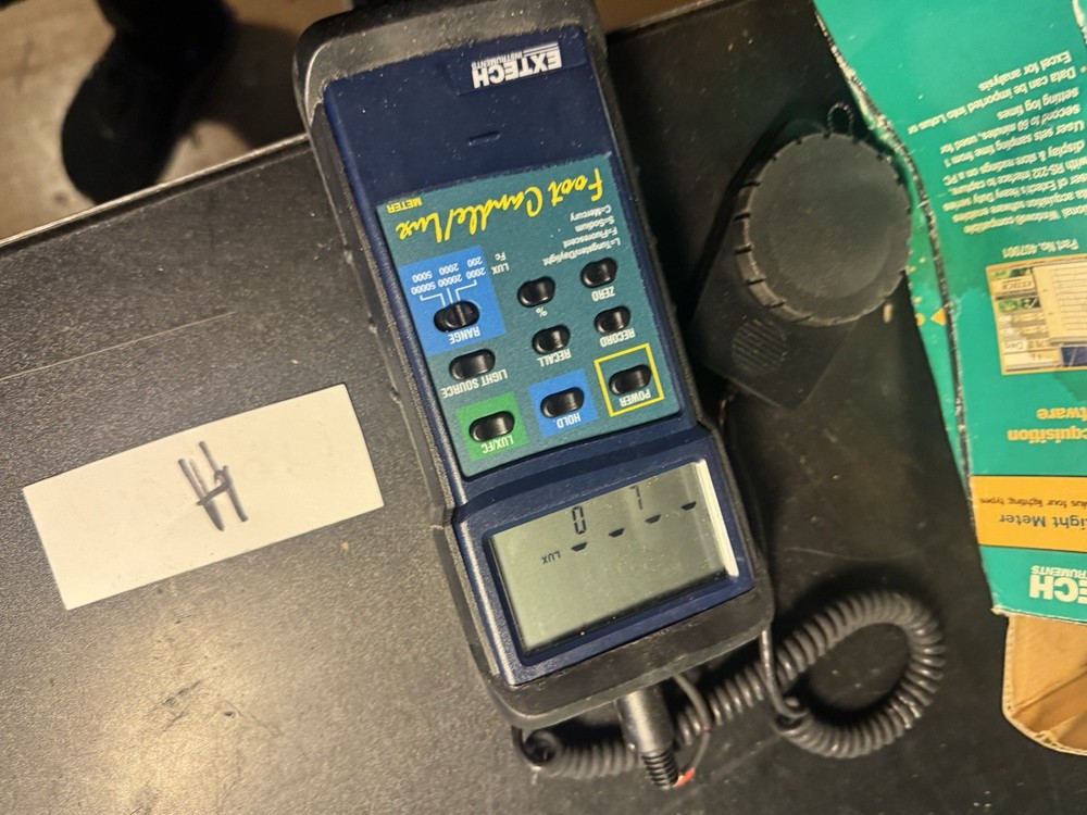 EXTECH Heavy Duty Light Meter Model 407026