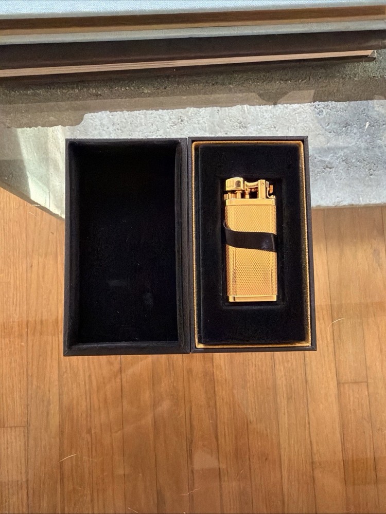 Dunhill Fine Line Lighter Gold Plated