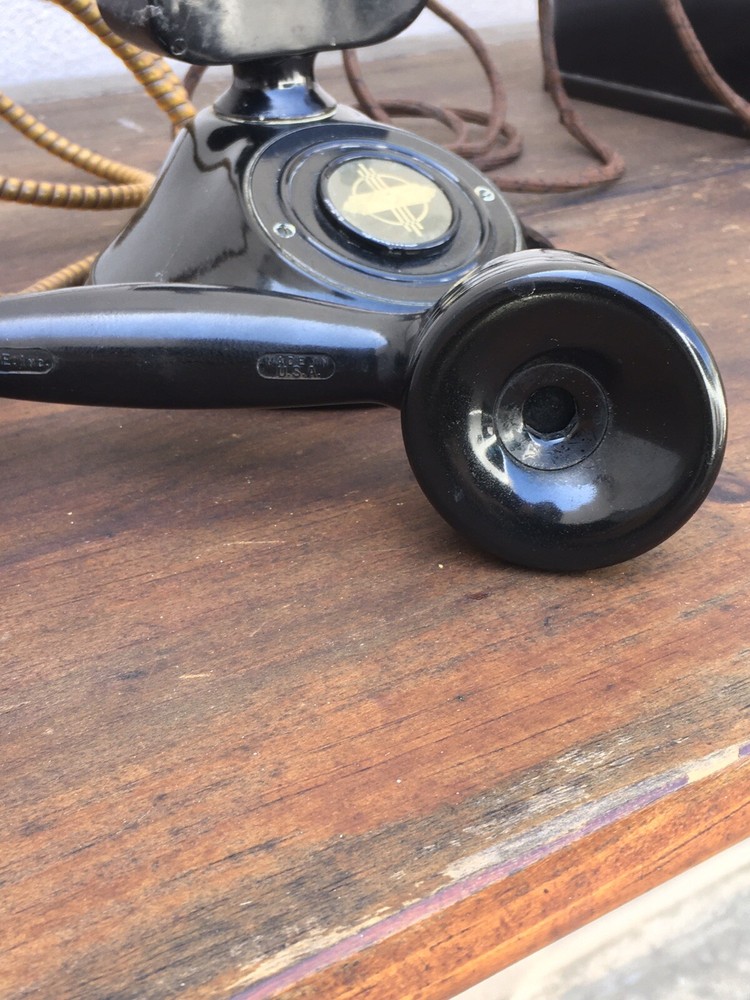 Monophone no dial Automatic Electric Company with working Ringer Box set.