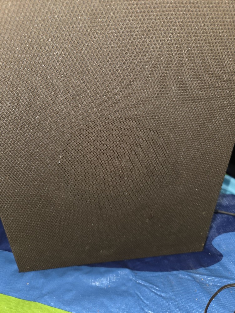 Vintage Speakers. Untested. See Pics.