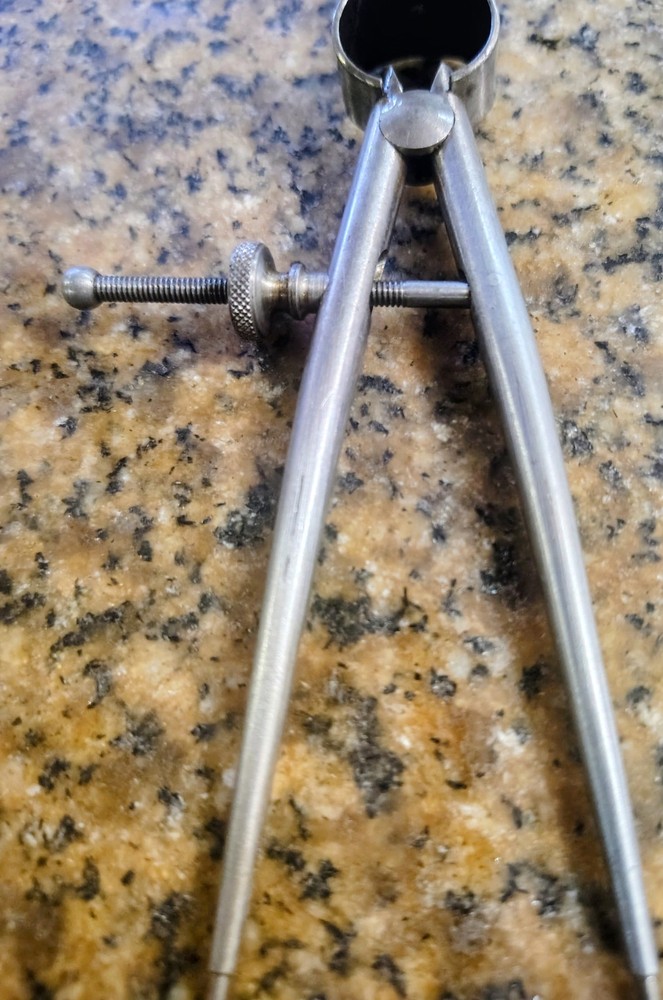 🗽 VINTAGE 4" FINE POINT DIVIDER