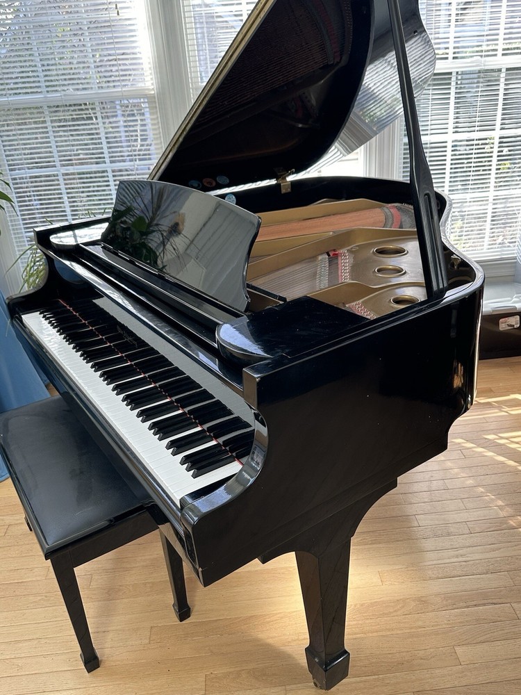 baby grand piano used