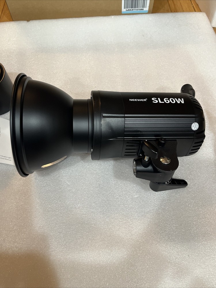 Neewer SL-60W Video Light White Open Box No Remote