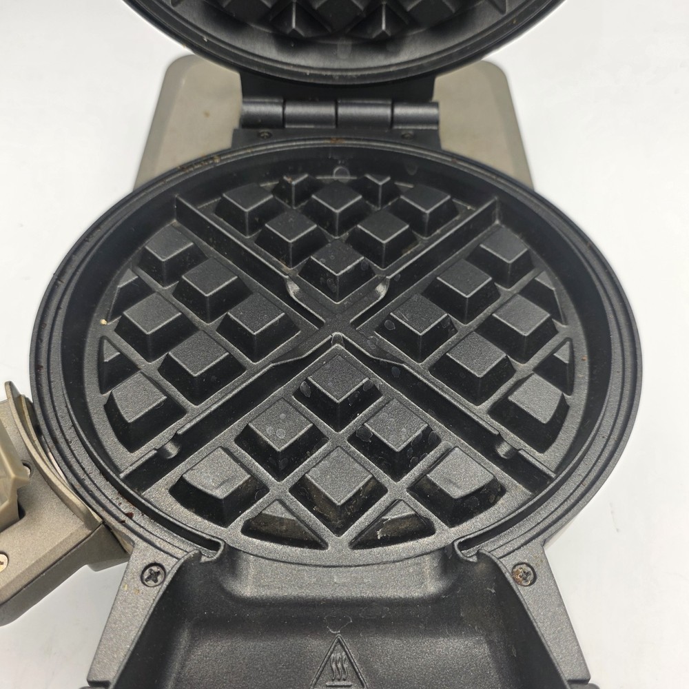 Cuisinart Waffle Maker VWM-200PC1 Vertical Belgian Tested
