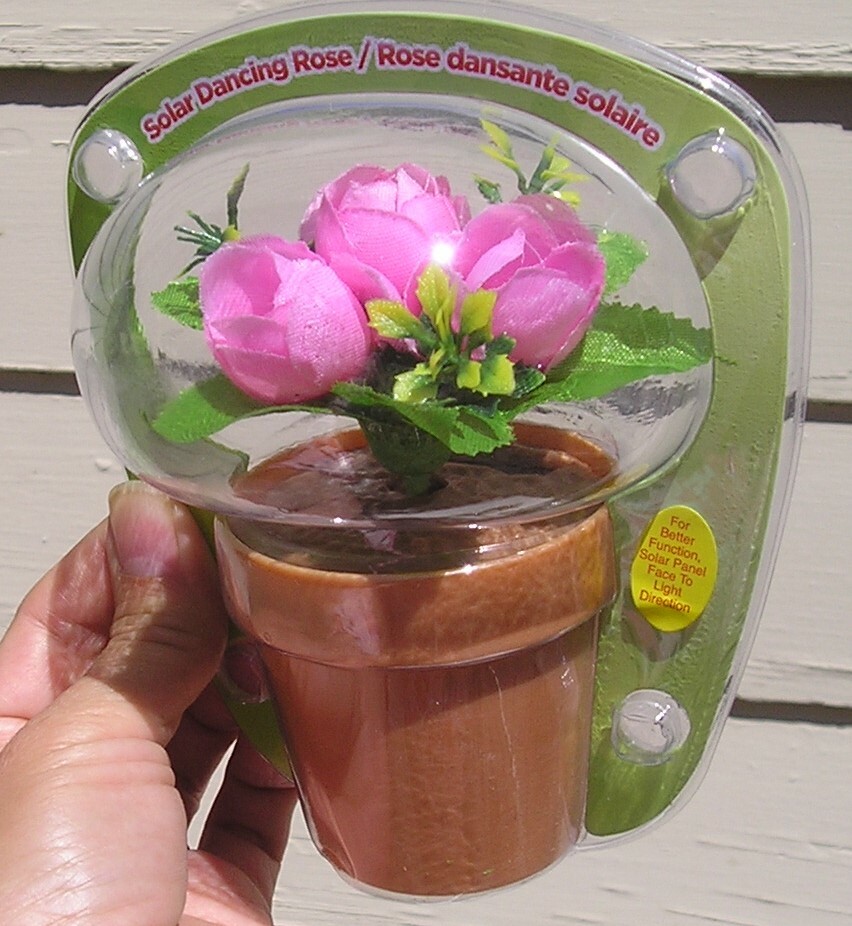 SOLAR POWERED DANCING ROSE BOUQUET / EACH ONE SOLD SEPARATELY