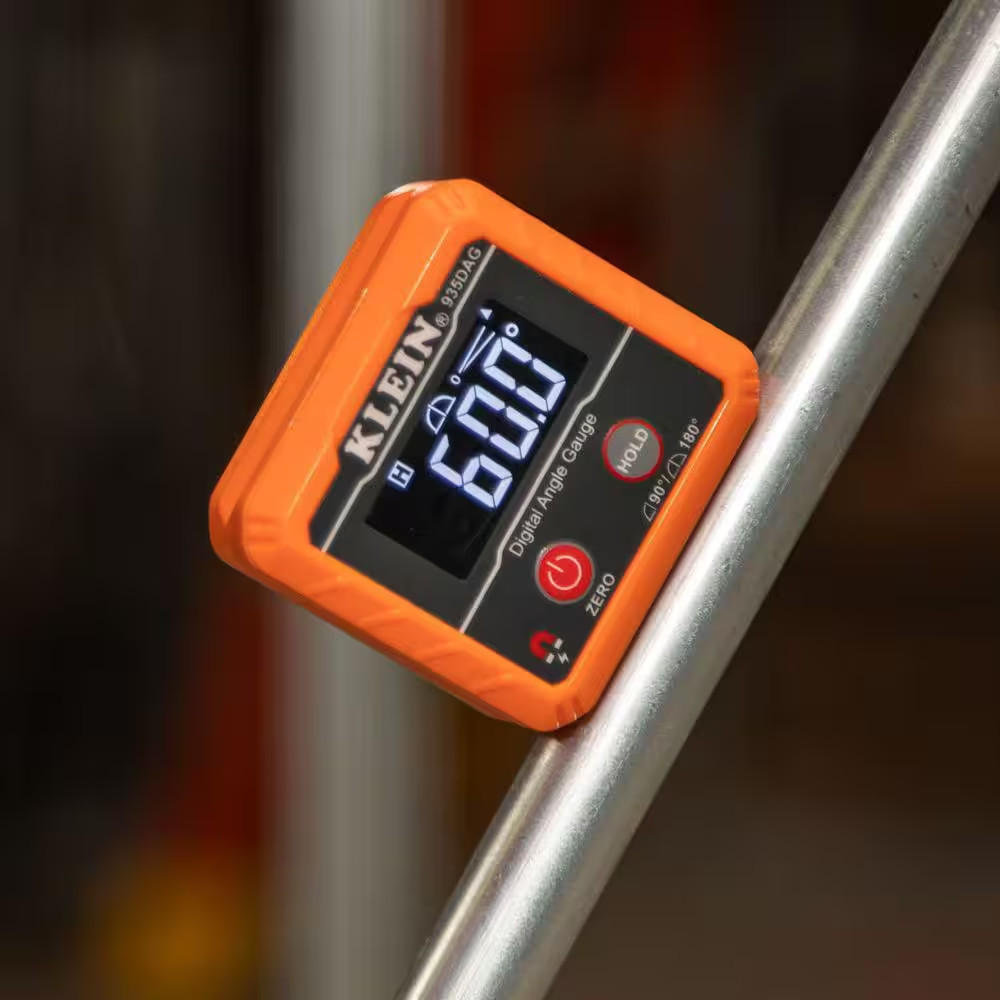 Klein Tools Digital Angle Gauge and Digital Leveler Magnetic Mount