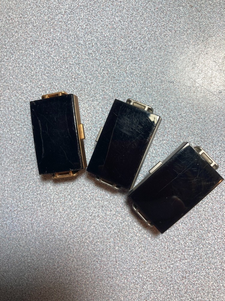 Fitbit Charge 2, cracked screen