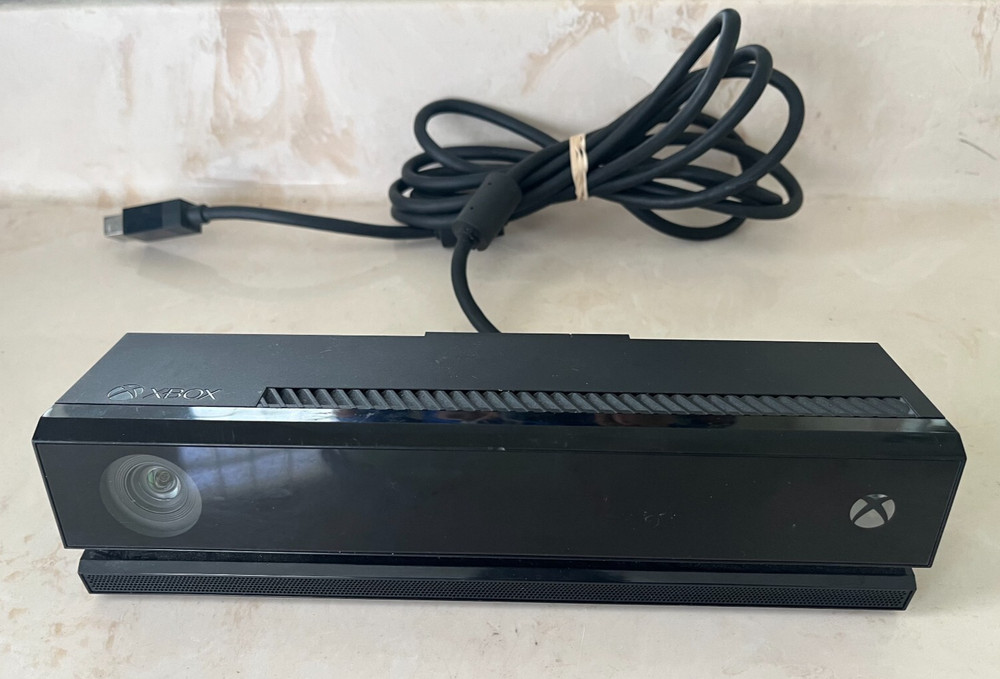 Microsoft XBOX ONE Kinect Motion Sensor Camera (Model 1520)