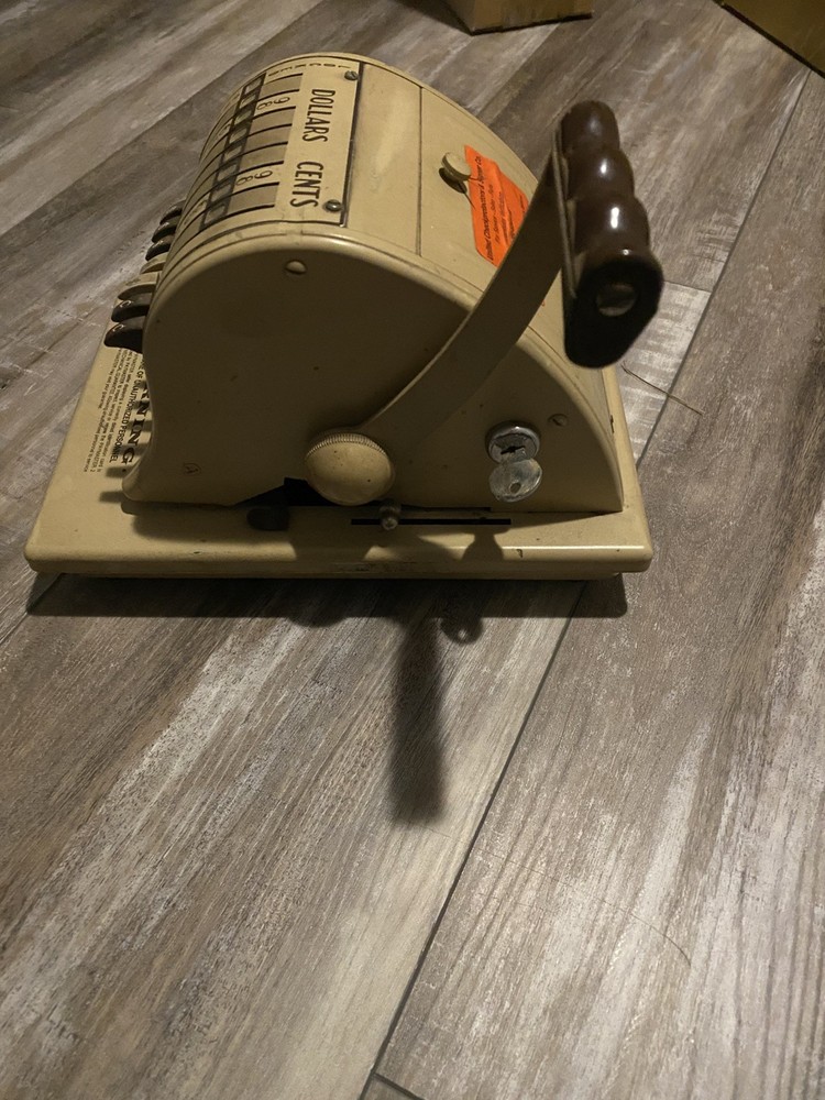 Paymaster 8000 Check Writer Beige w/key