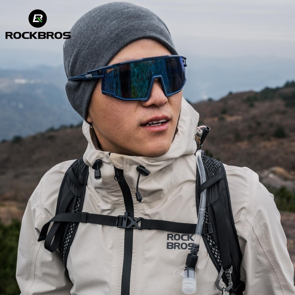 ROCKBROS Hydration Backpack, Lightweight Hydration Pack with 2L TPU Water Bla...